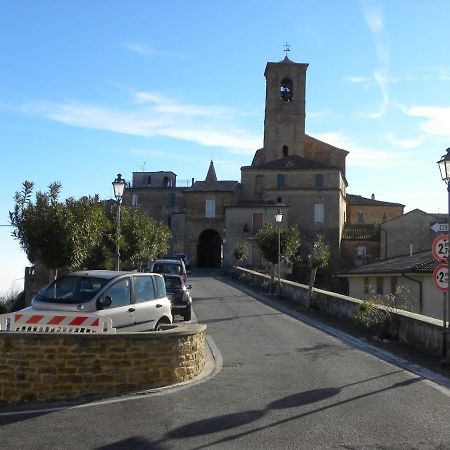 La Collina Di Emma Massignano Exterior foto